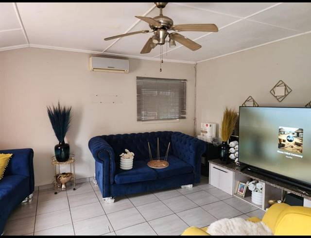3 BEDROOM HOUSE FOR SALE IN SASOLBURG EXT 1